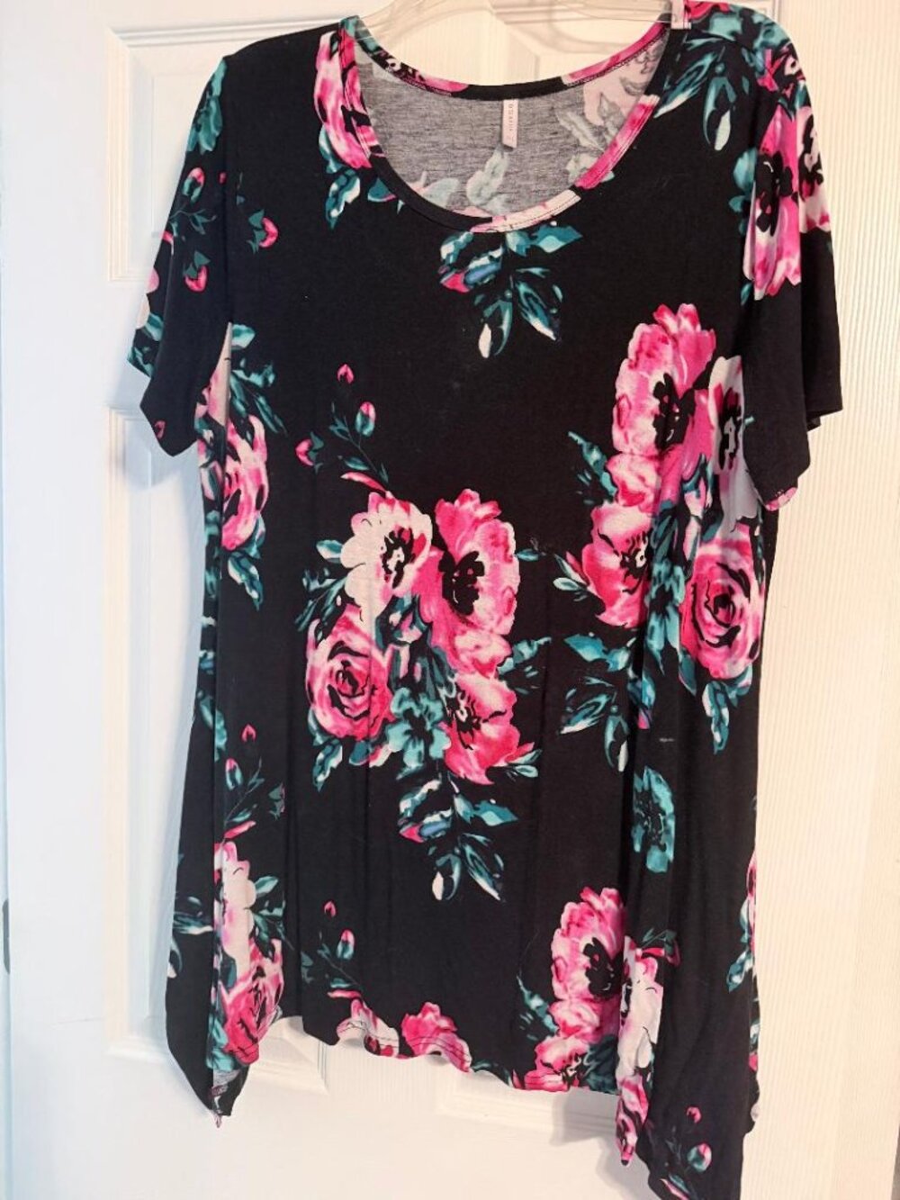 🌸 Bishuige Floral Tunic Blouse – Size 2X